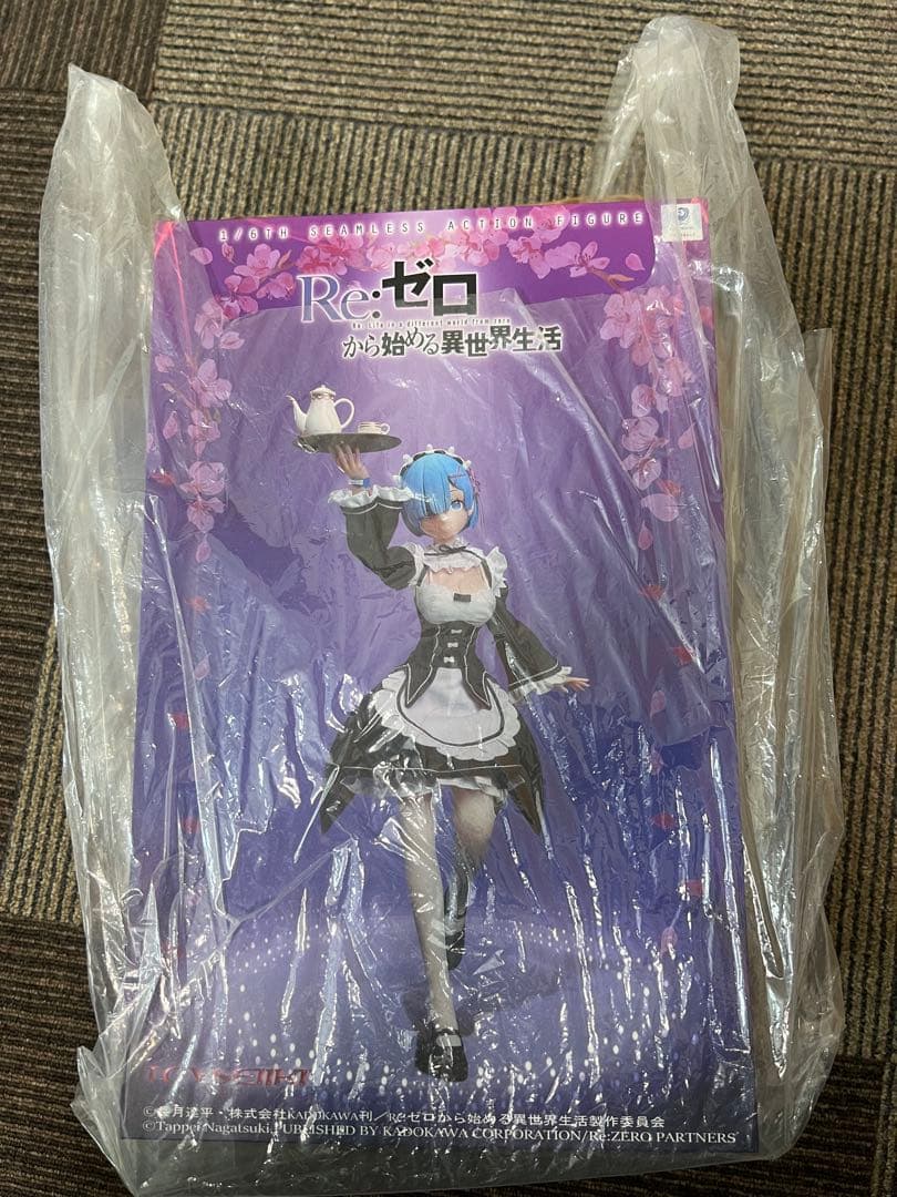 Re：ゼロから始める異世界生活 レム 1/6シームレス アクションフィギュア