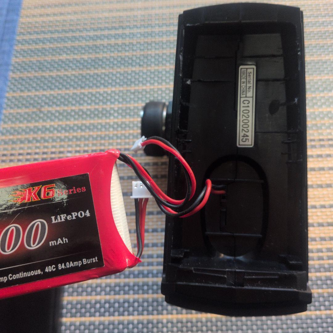 Futaba T4PM 送信機 本体と取扱説明書　充電仕様に改造品