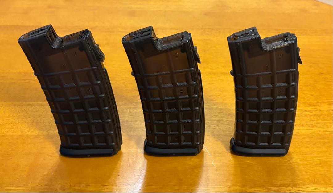 東京マルイ ステアーハイサイクル タンカラーモデル 330連マガジン+2個付き