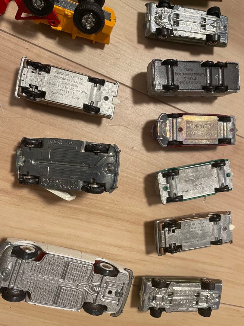 MATCHBOX 等　ミニカーセット売り