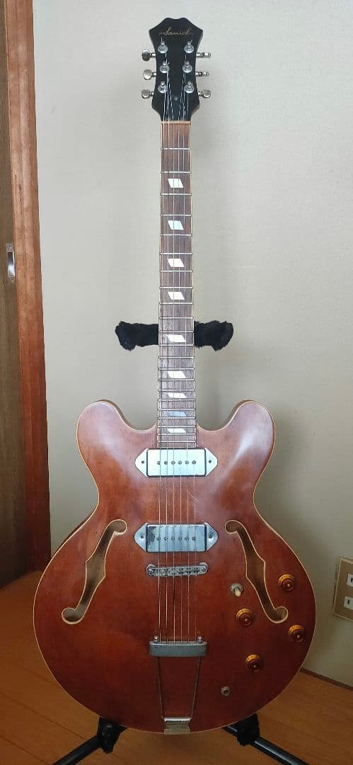 最高 samick セミアコ