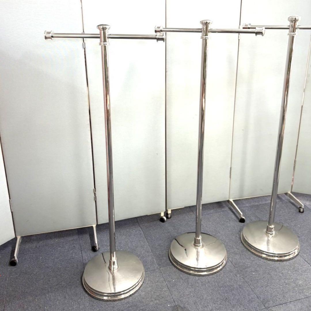 1台 店舗什器 ステンレス製 T字 ハンガーラック アンティーク ビンテージ品 1台 店舗什器 ステンレス製 T字 ハンガーラック アンティーク ビンテージ品