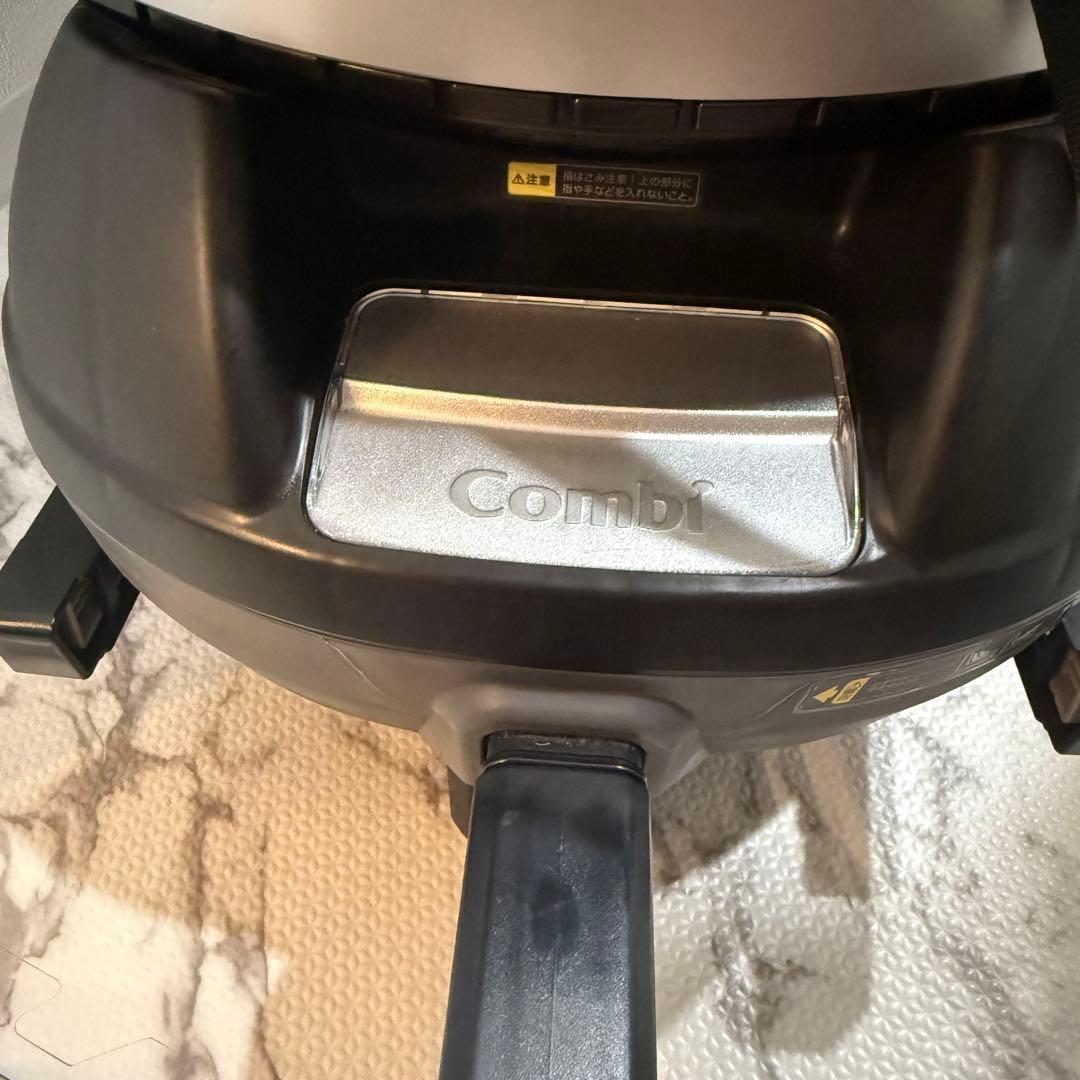 ✨ほぼ未使用✨コンビ クルムーヴ スマート ISOFIX エッグショック 新生児