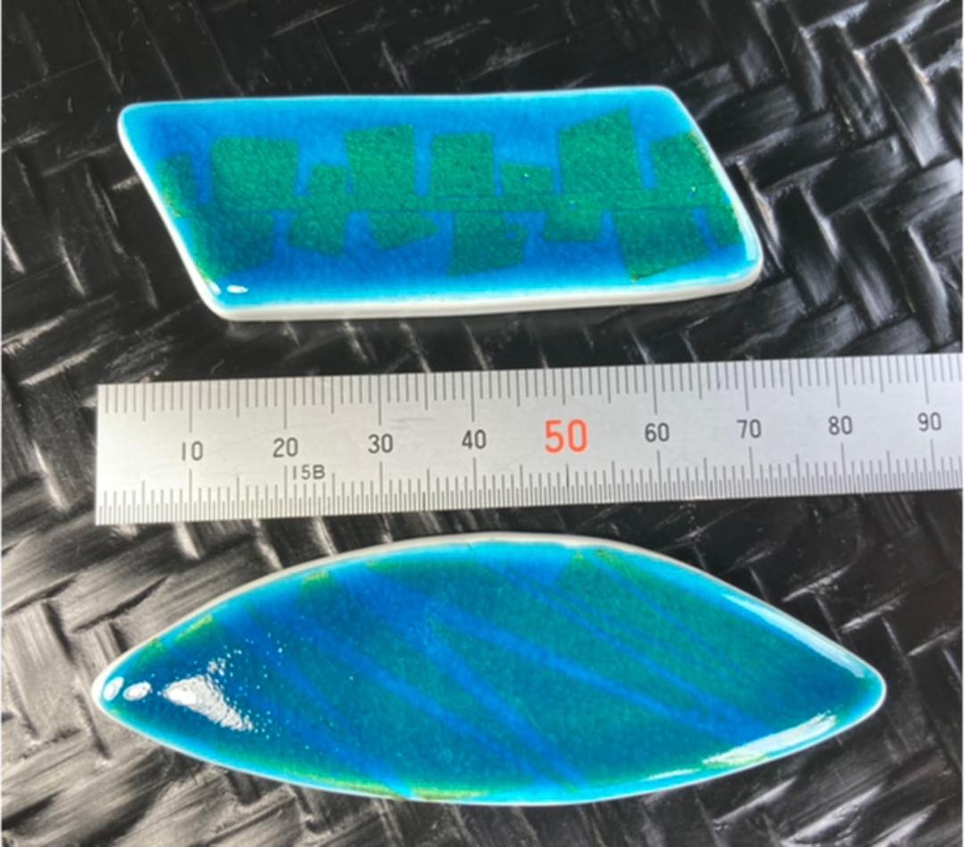 小野珀子　釉裏金彩　遊　箸置き　佐賀県重要無形文化財