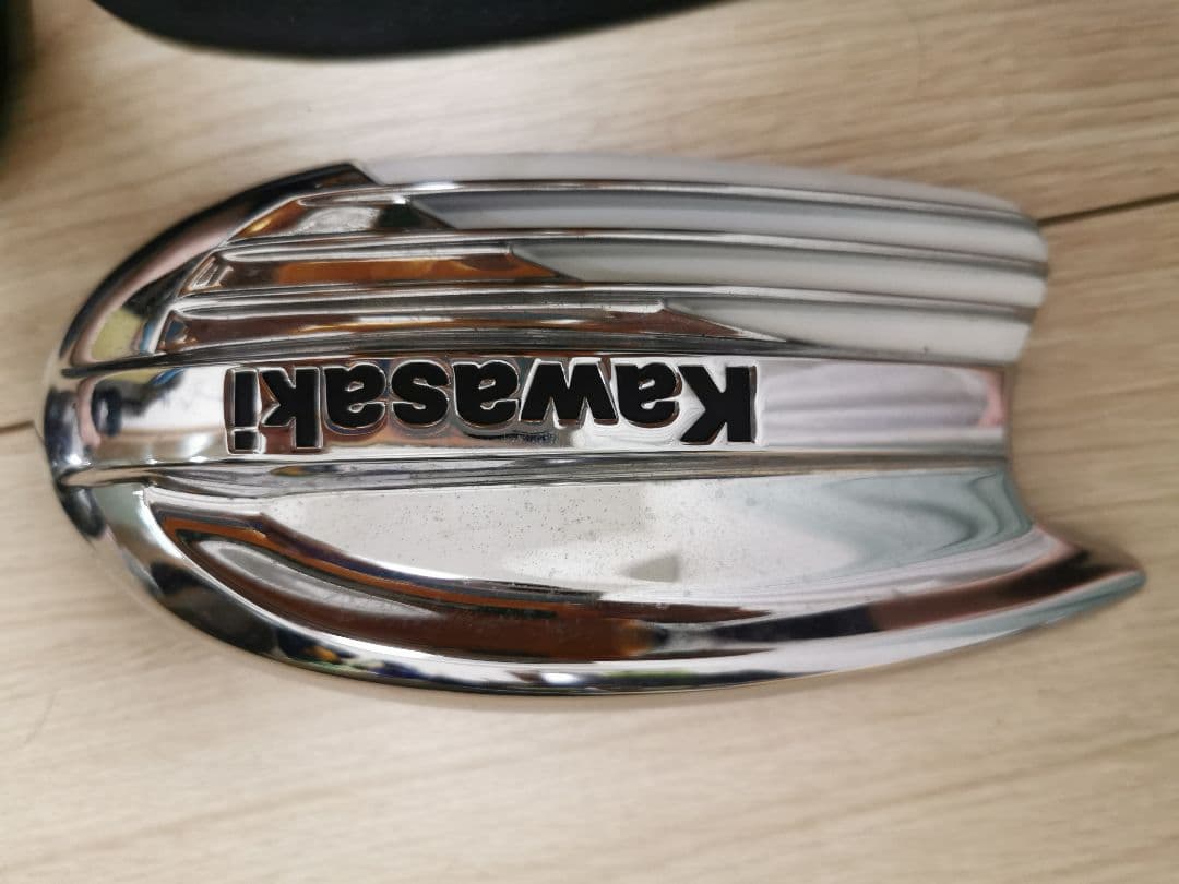 W650 タンクエンブレム、パッド Kawasaki W650タンクエンブレム 2025年