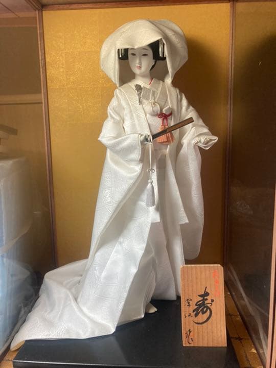 サムホールの花の油絵、モチーフはシクラメン、白額付き、前衛美術家の