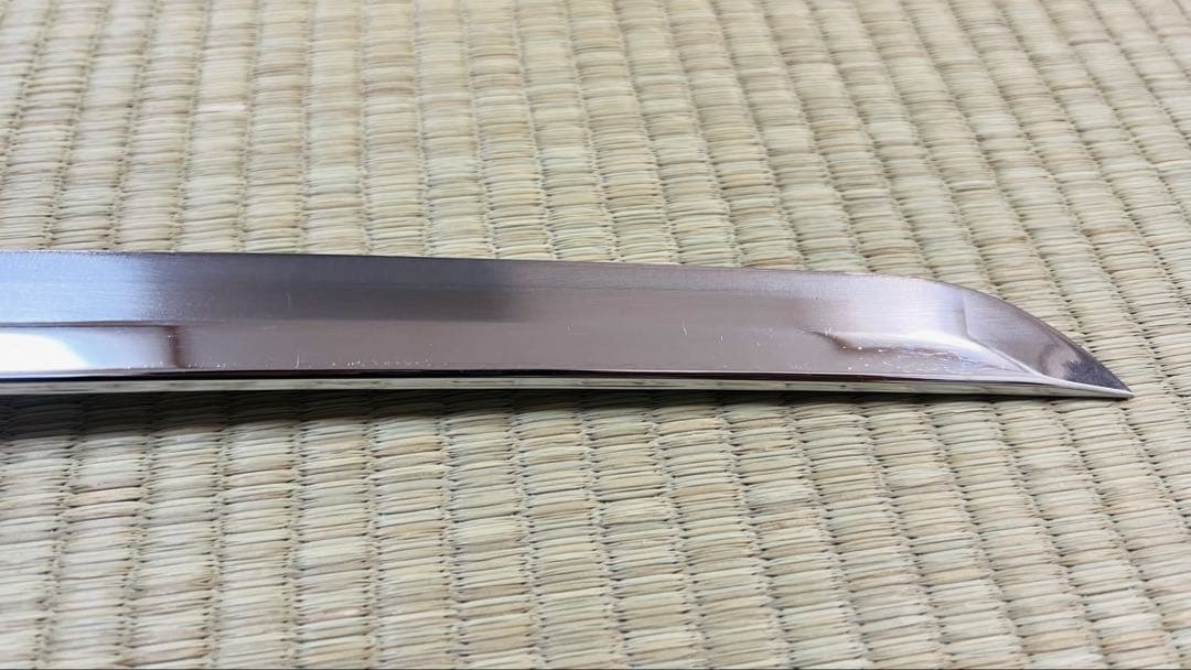 模造刀 太刀 漆黒刀 山本勘助太刀拵え 左文字 石目鞘 龍目貫 251020-1