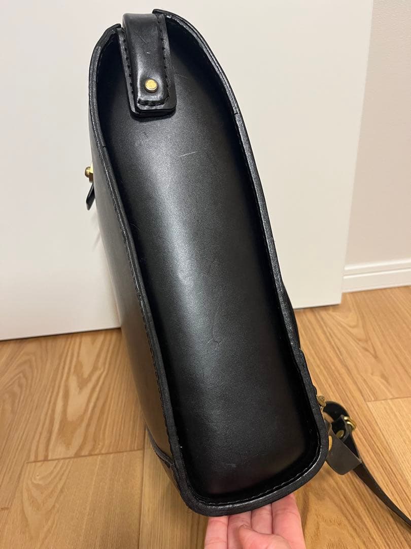 HERZ ダレスリュックM 黒　ビジネスバッグ