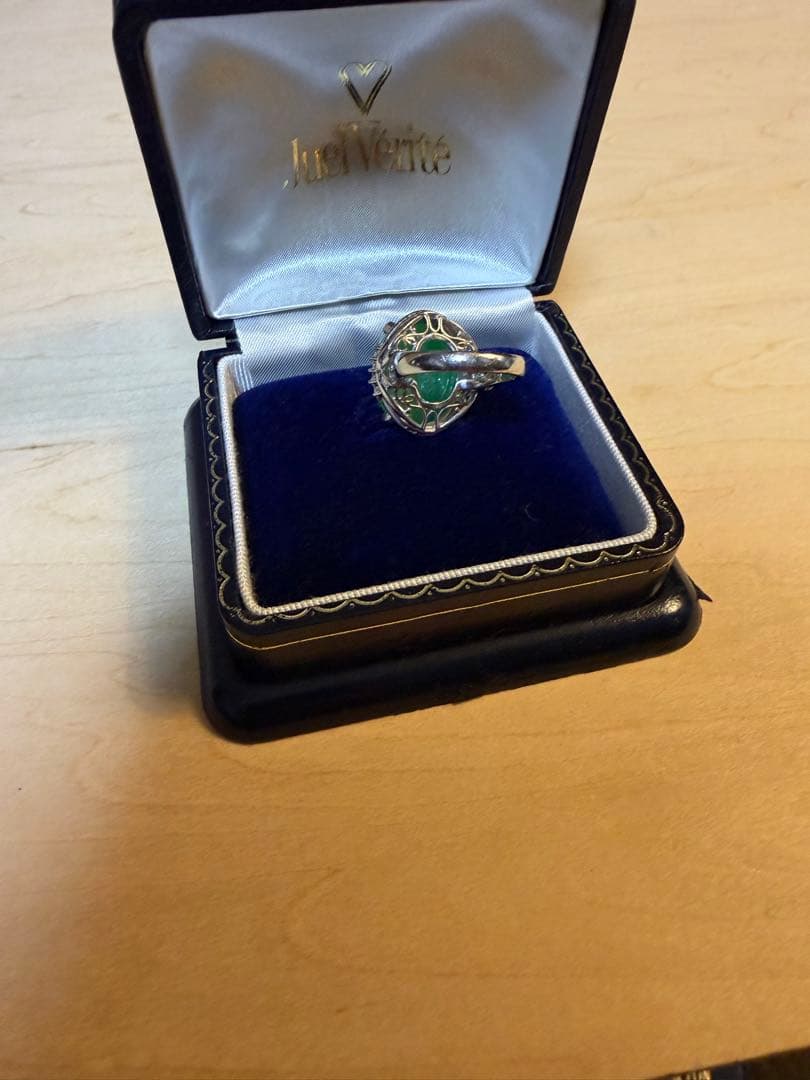 【鑑別付】天然ひすいジェダイト16.68ctPt900 ダイヤ0.30ctリング