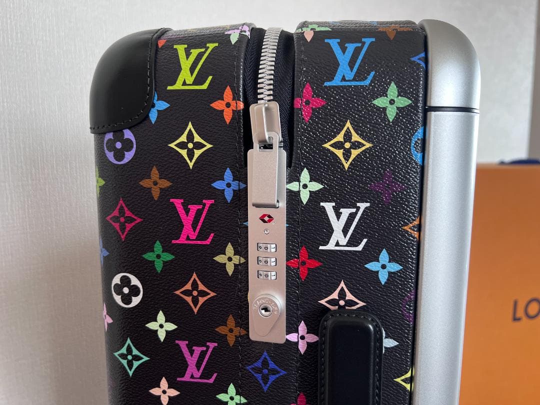 超レア・新品】ルイヴィトンTMスーツケース ホライゾン55マルチカラー