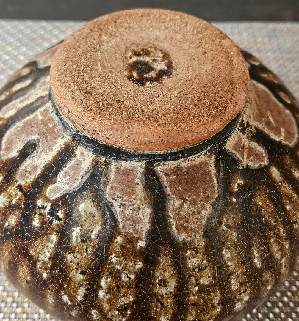 17～18世紀 東南アジア古陶磁器 安南 宋胡録 鉄釉 陰刻連弁文