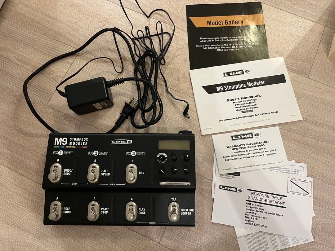 LINE 6 M9 Stompbox Modeler (若干不具合あり) - AACLICK.COM