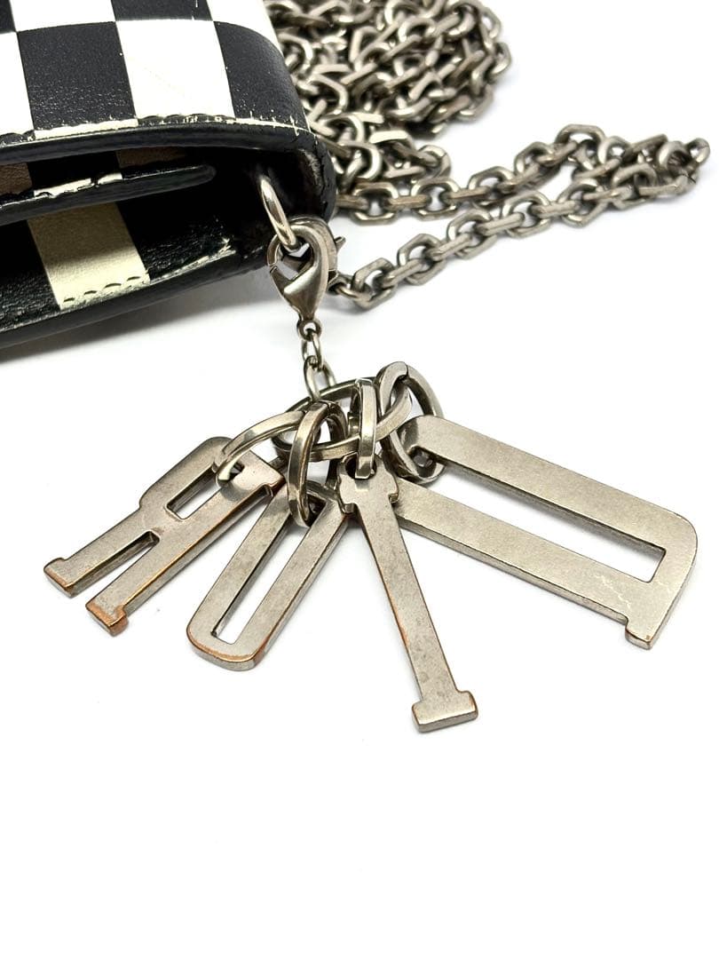 Christian Dior クリスチャンディオール 黒白チェーンウォレット