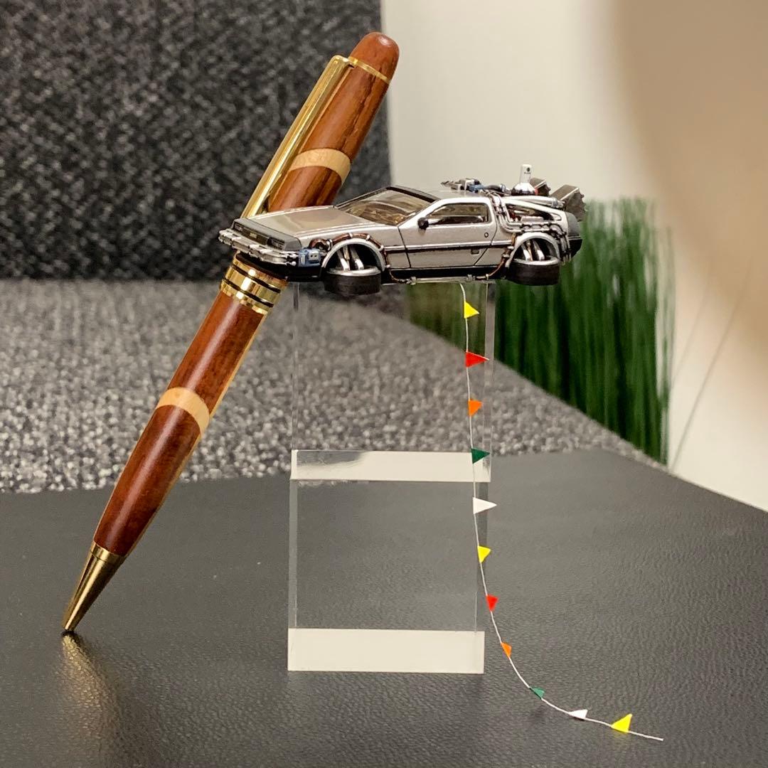 キャラウィール デロリアン Ⅱ カスタム品 1/64 バックトゥザフューチャー