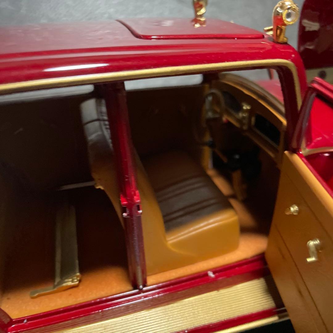 サンスター 1/18 キャデラック　DELUXE TUDOR