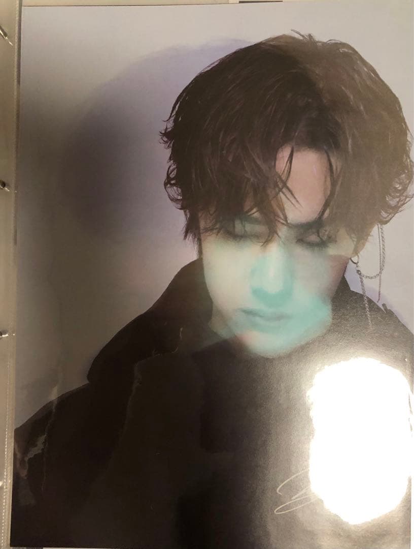 王一博 カードバインダー＋A4・Pカード他 用リフィル50枚付 アルバム z