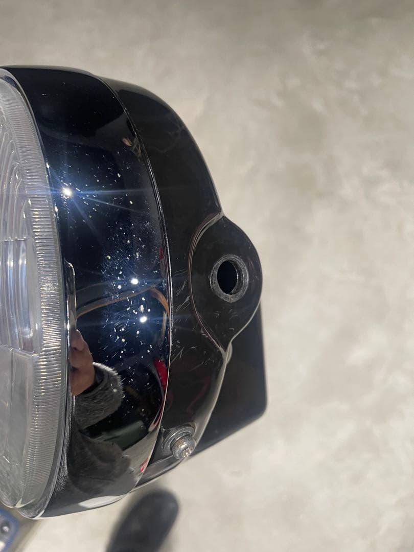 ペ*ン様 シビエヘッドライトZ411-03001 リムロゴケース裏ロゴ希