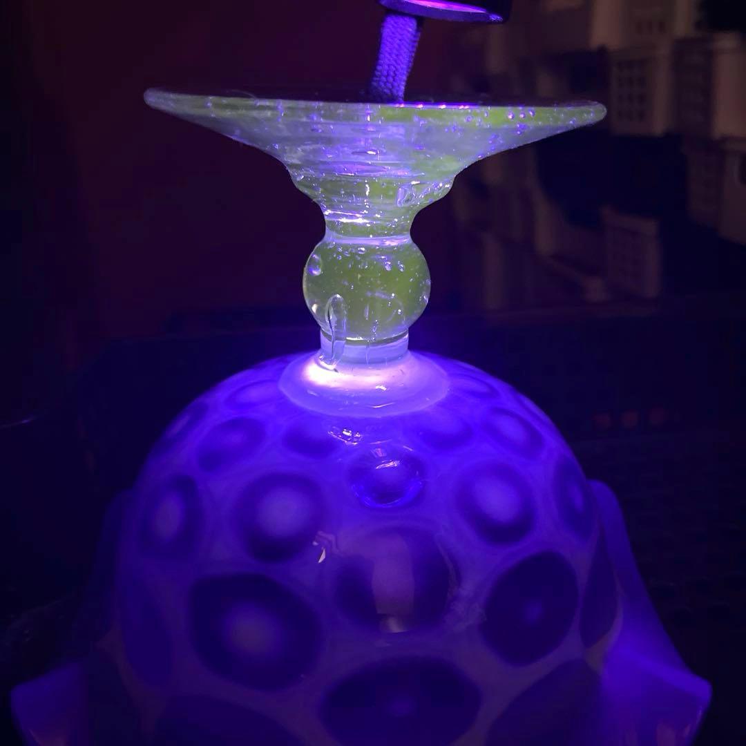 骨董 時代ガラス 希少 瑠璃色 乳白色 亀甲紋模様 フリル コンポート ウラン