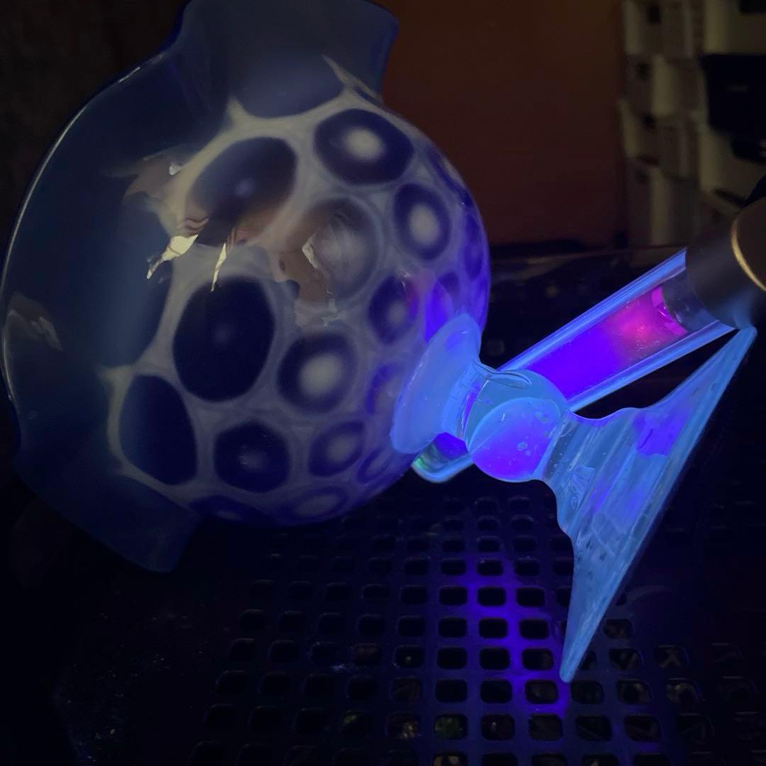 骨董 時代ガラス 希少 瑠璃色 乳白色 亀甲紋模様 フリル コンポート ウラン