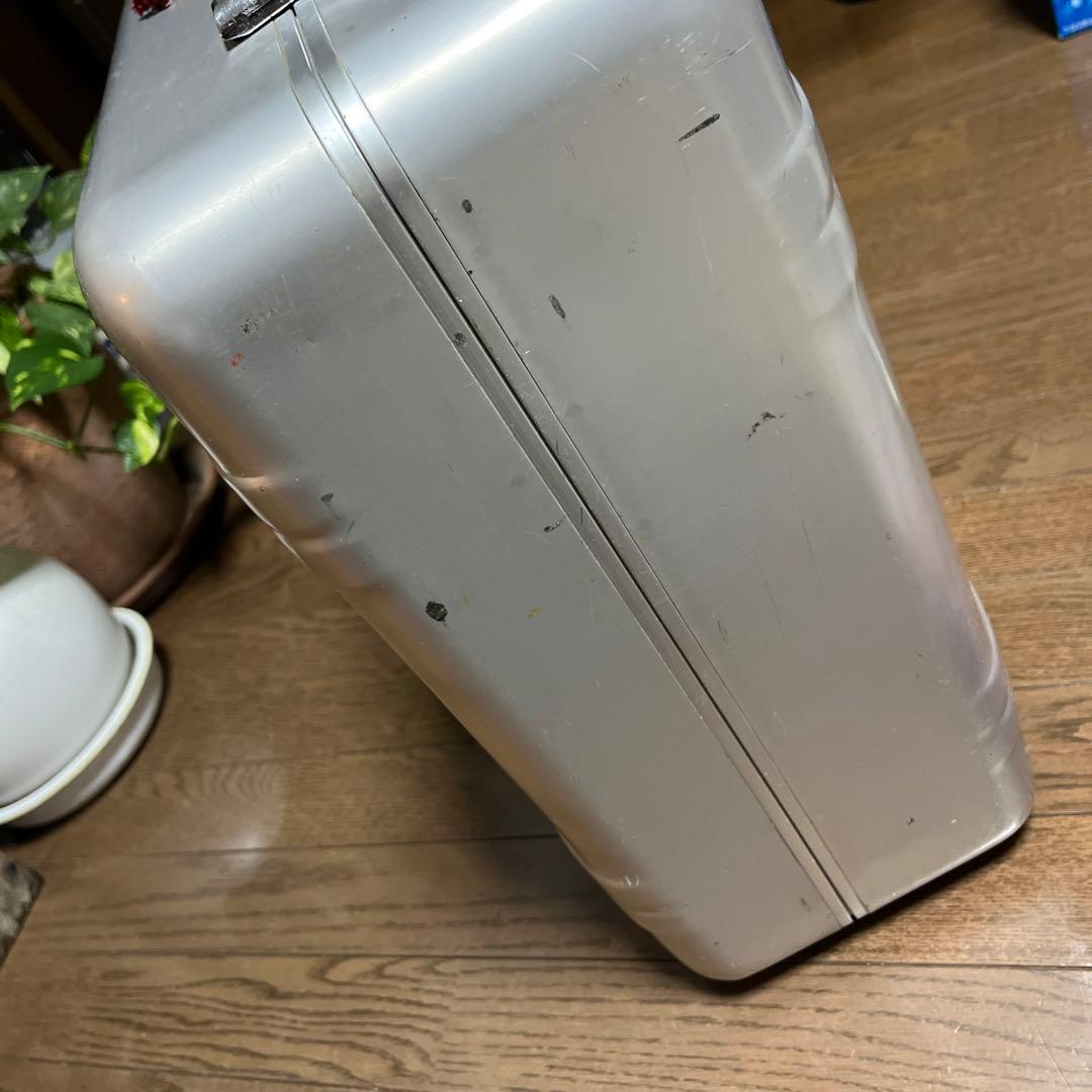 素敵な内装【鍵つき】レア大型赤ハリバートンゼロハリバートン