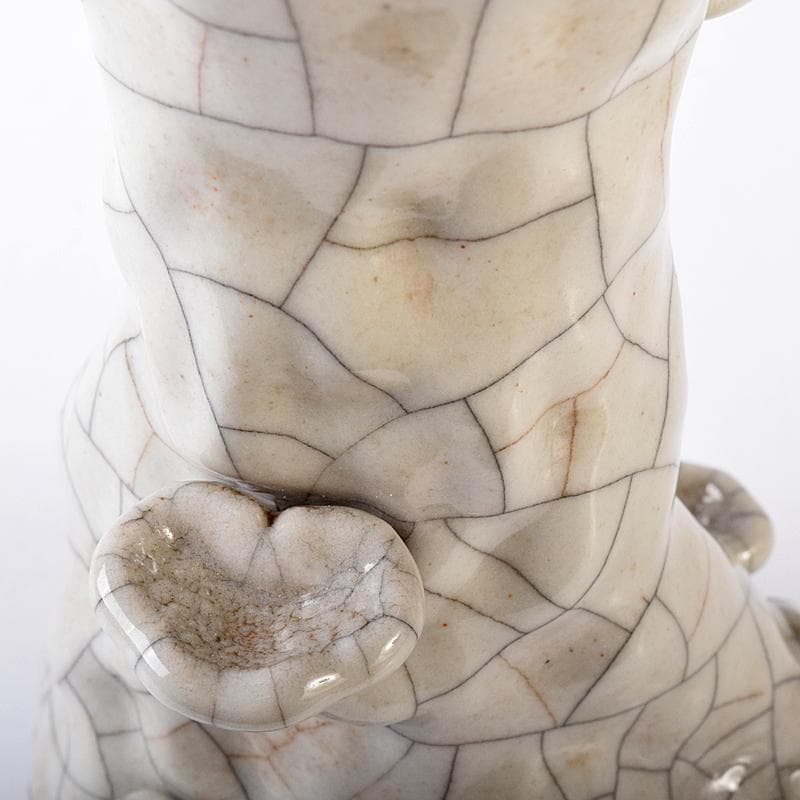 中国 大清乾隆年製款 哥窯 白磁 金糸鉄線 氷裂文 霊芝瓶 M 8061E