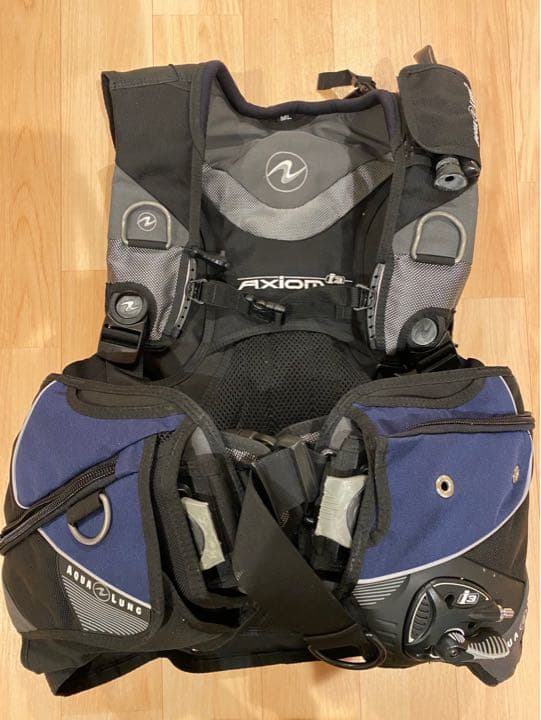 MIKIMOTOミキモトブローチアコヤ真珠本パール 11珠 シルバー皇室御用達