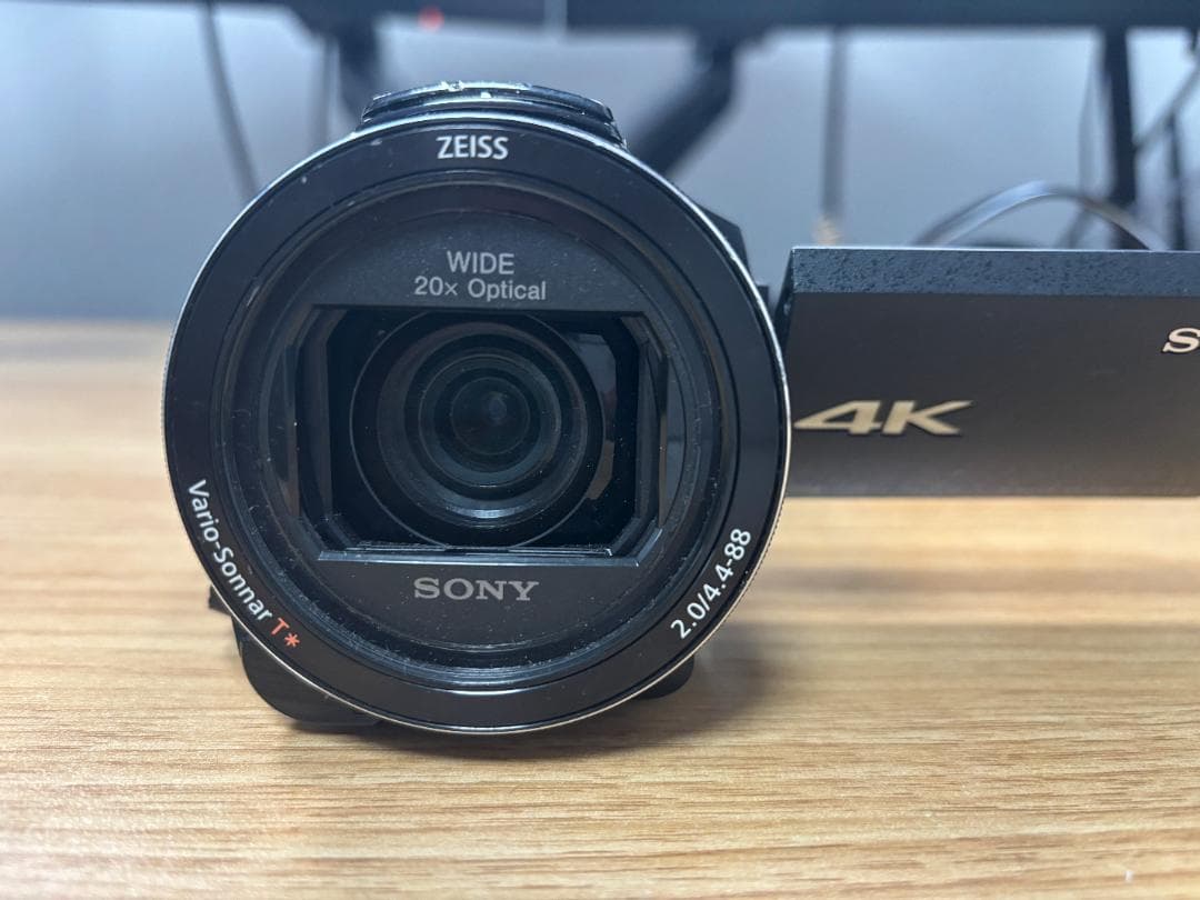 U*U様 SONY FDR-AX60 4Kビデオカメラ（純正バッテリー・ACアダ