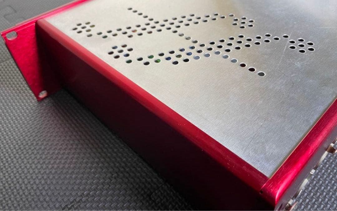 Focusrite Quad Mic-pre レッド