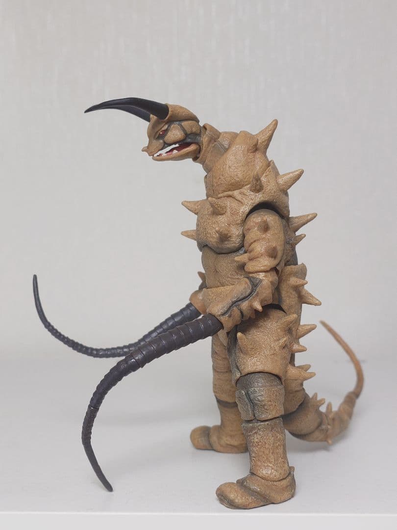 SHFiguarts ツインテール & グドン　セット