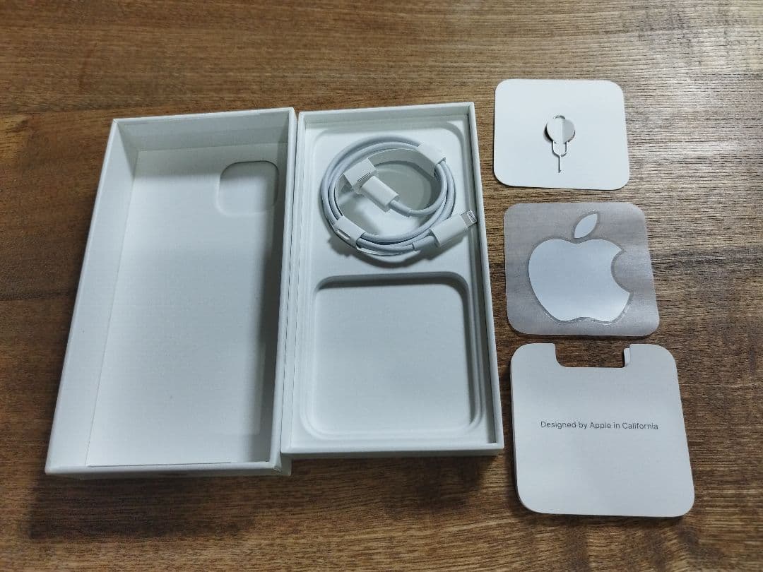 iPhone13 バッテリー残94% 128GB ホワイト