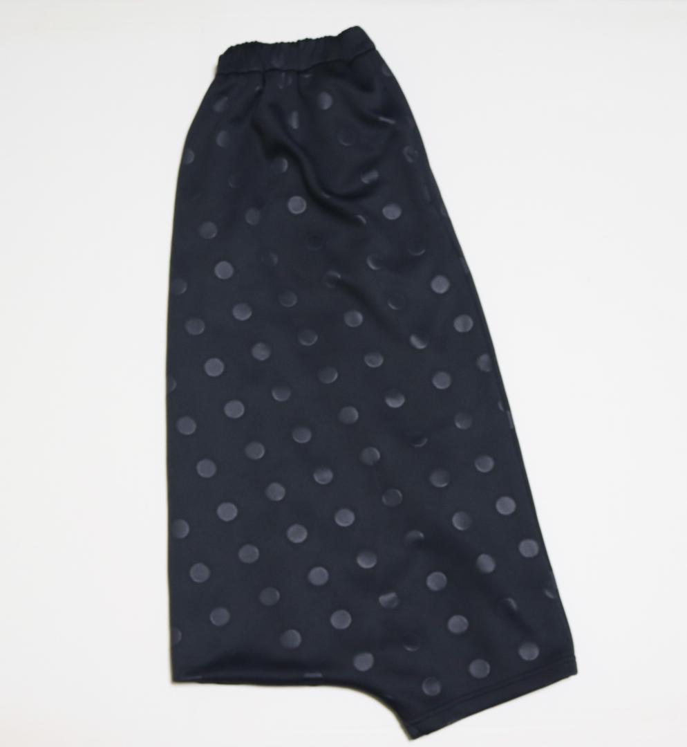 新品【慈雨 ジウ センソユニコ】エンボスドット柄 サルエルパンツ 黒 40