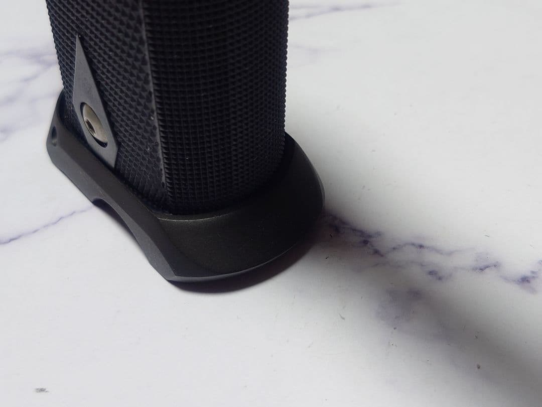 STI 2011 ミドルフレーム + グリップ 東京マルイ ハイキャパ 用