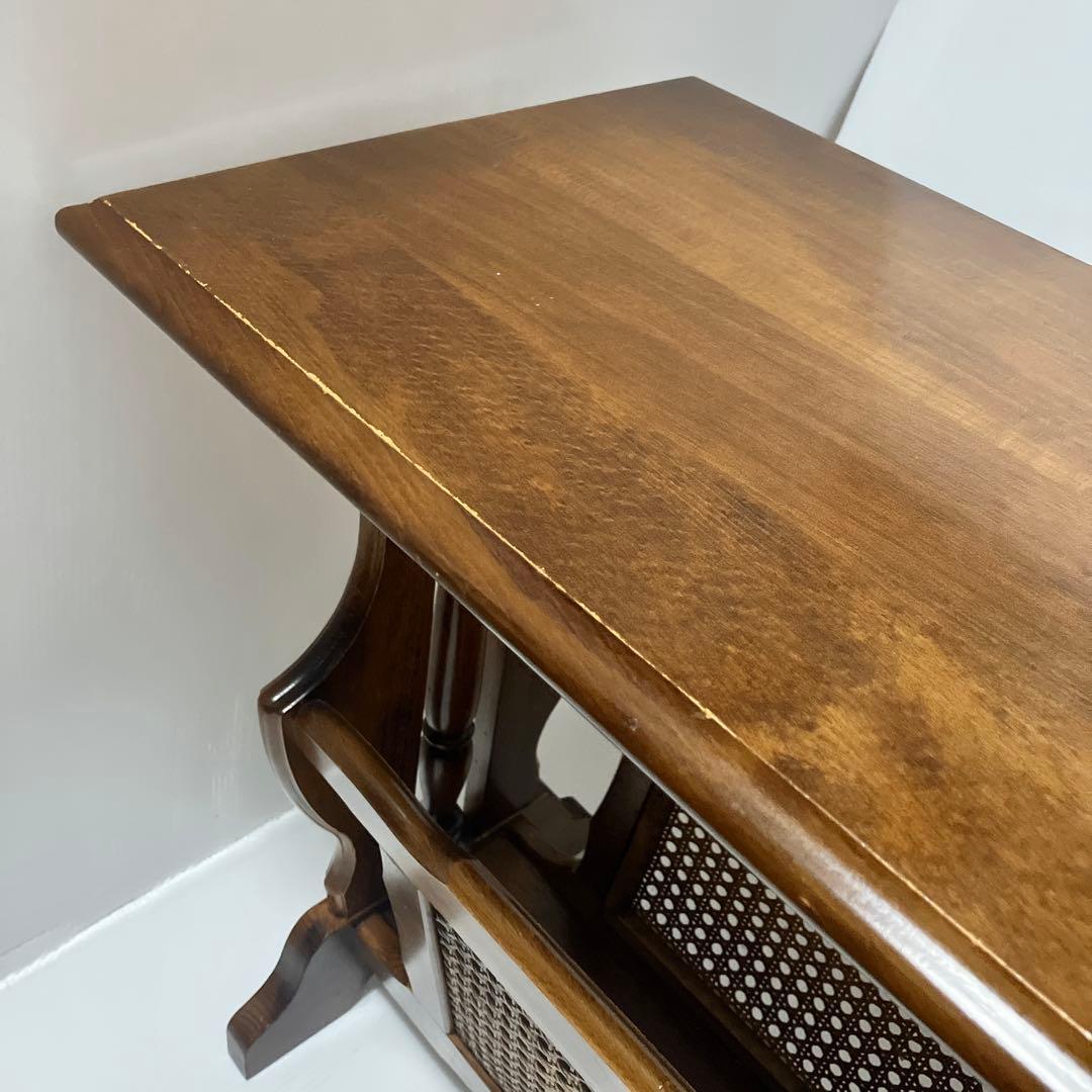 カリモク　karimoku コロニアル サイドテーブル マガジンラック付き