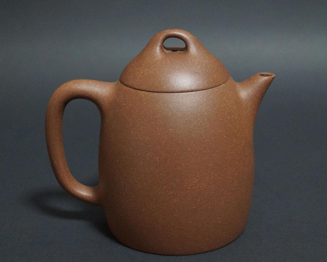 中国宜興 清 名家 浙寧玉成窯造 款 細工彫り『春水巻石文』 造形紫砂壺