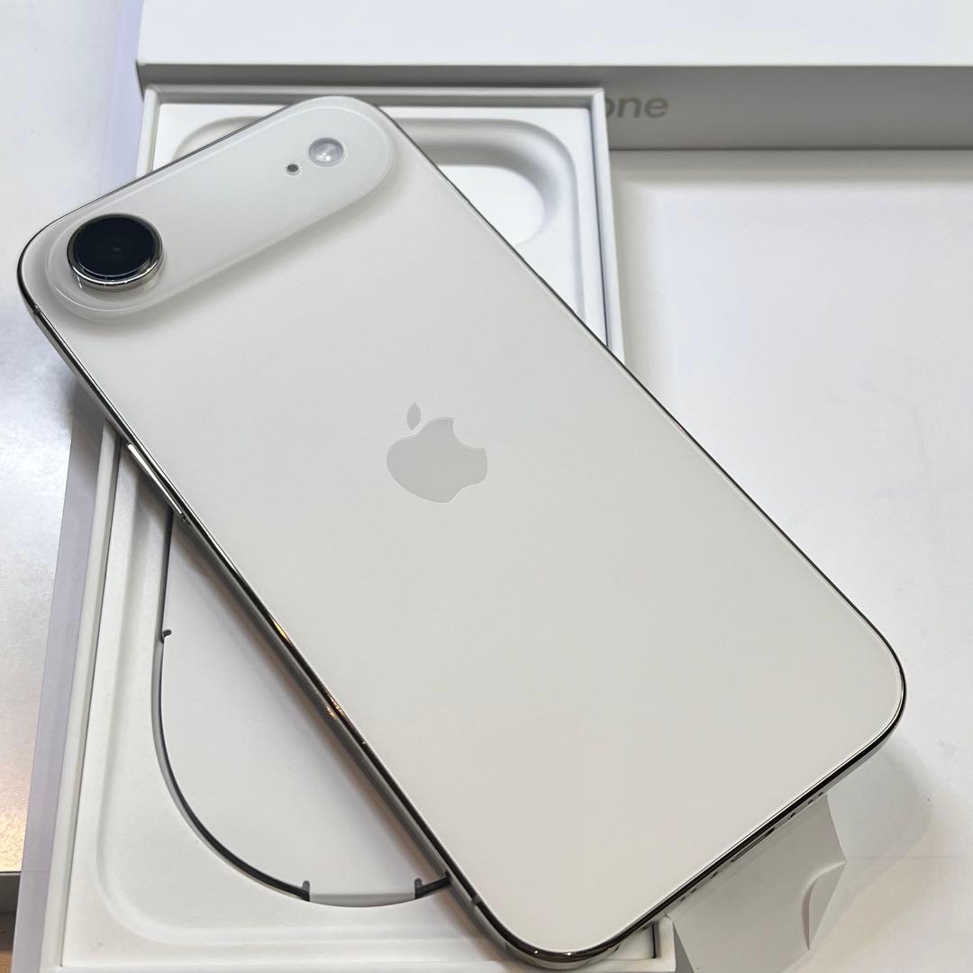 iPhone17air 256gb simフリー　新品未開封　ライトゴールド