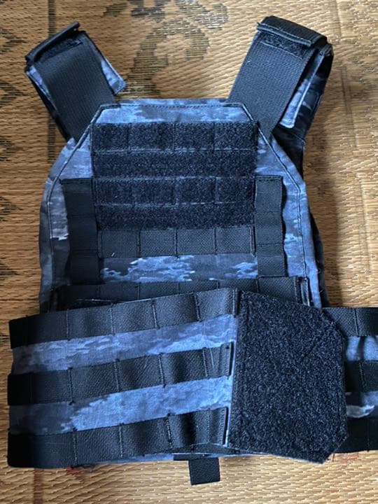 OPS UR-TACTICAL プレートキャリア