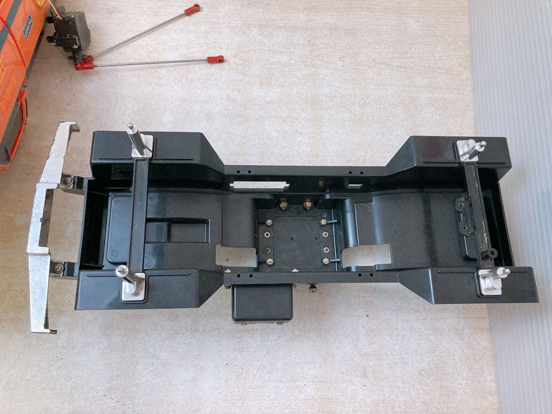 i*7様 【ジャンク】ラジコン SUPER GRIPPER ボディ タイヤ パー