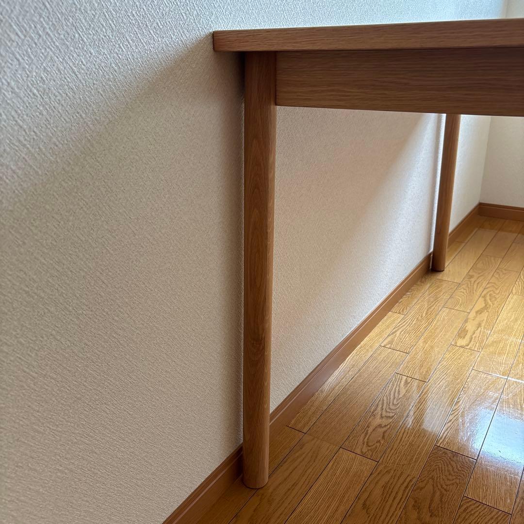 IDEE ダイニングテーブル - STILT TABLE 1200 White