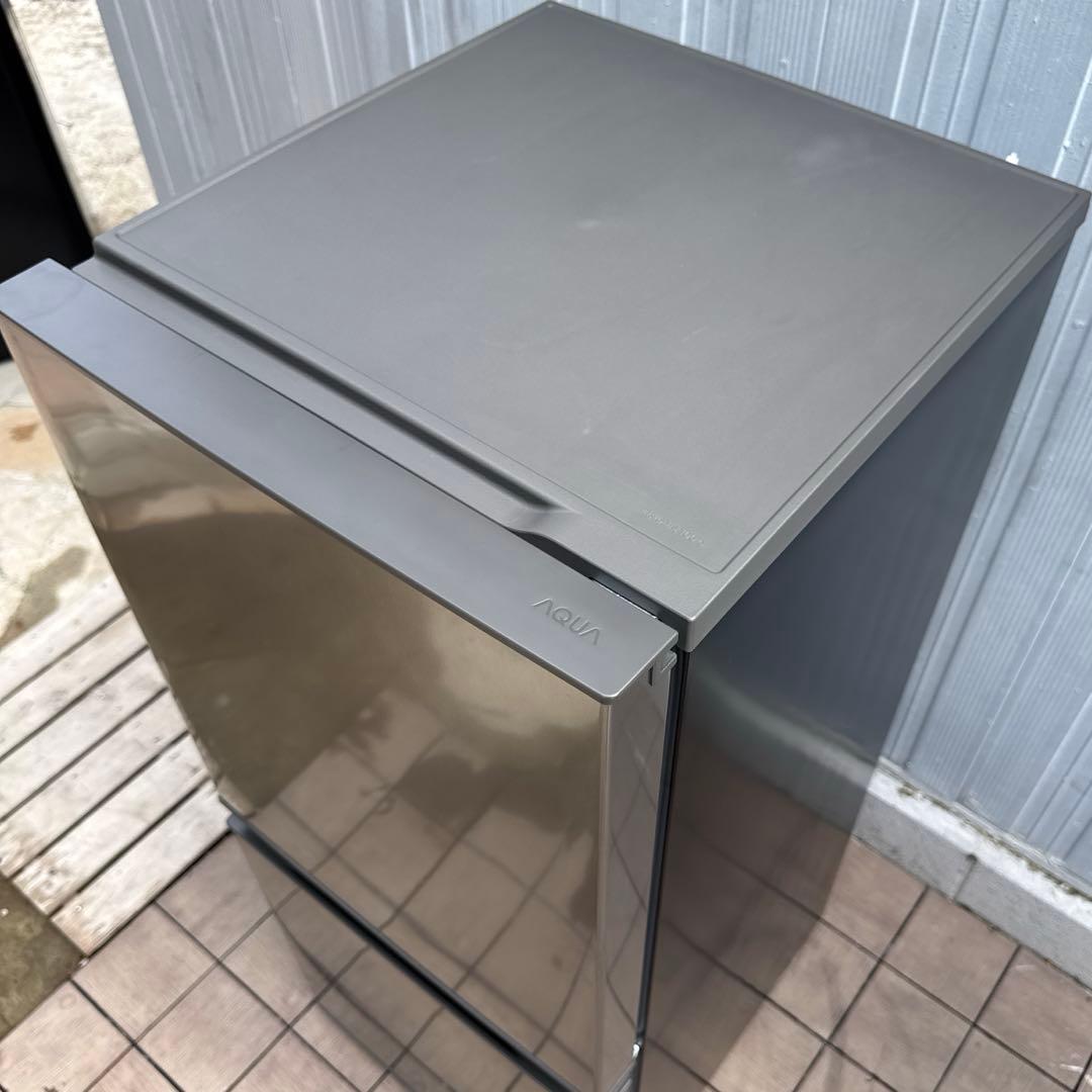 ほぼ未使用 2023年製 AQUA 冷蔵庫 幅49.5cm /135L /2ドア
