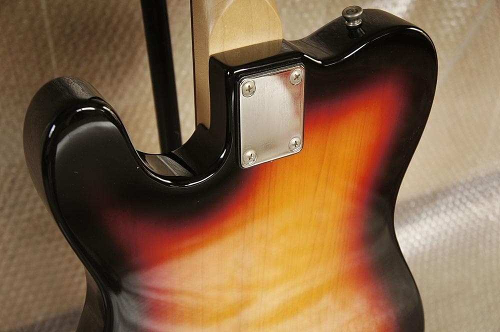 Playtech Telecaster エレキギター サンバースト 置き台付き