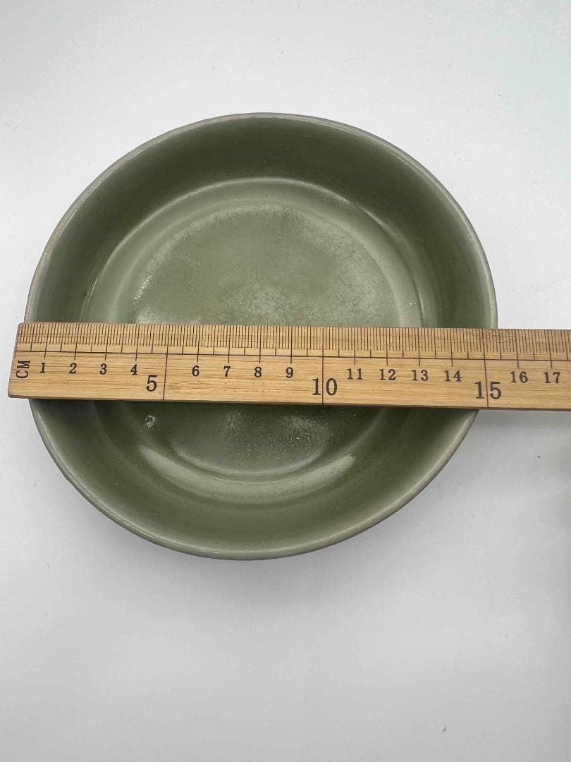 元時代 青磁 龍泉窯刻牡丹花盤 青磁皿 唐物 古賞物