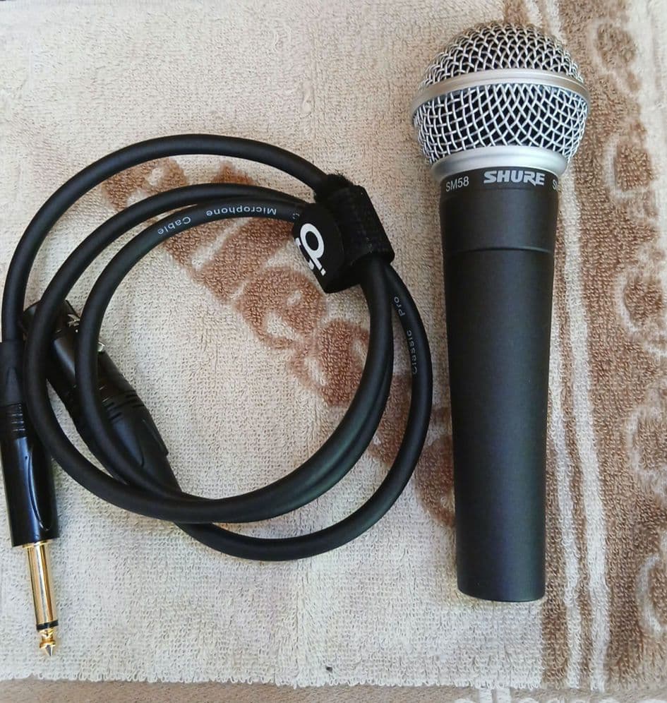 【国内正規品】SHURE SM58 Amazon | SHURE ダイナミック マイクロフォン SM58-LCE 【国内正規品