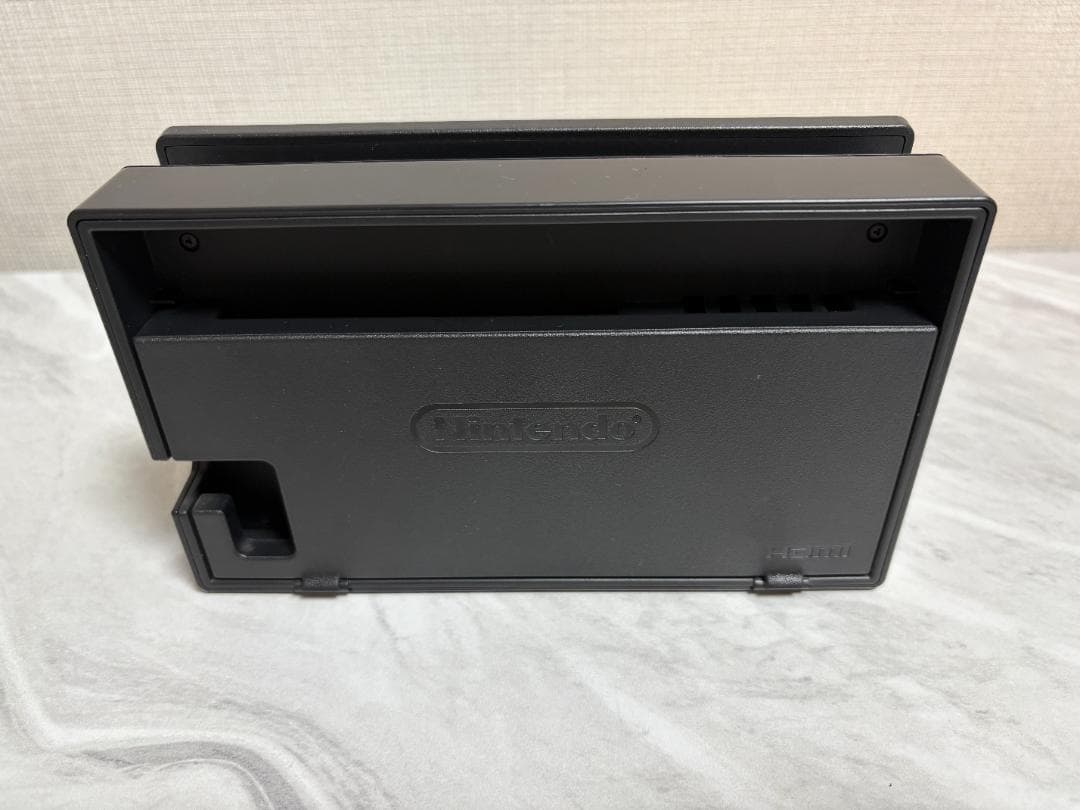 任天堂 Nintendo Switch 新型 HAC-001（-01）