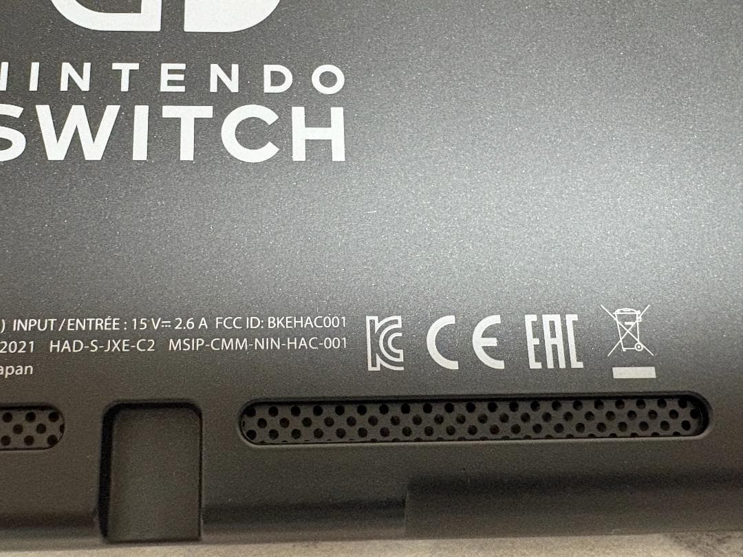 任天堂 Nintendo Switch 新型 HAC-001（-01）