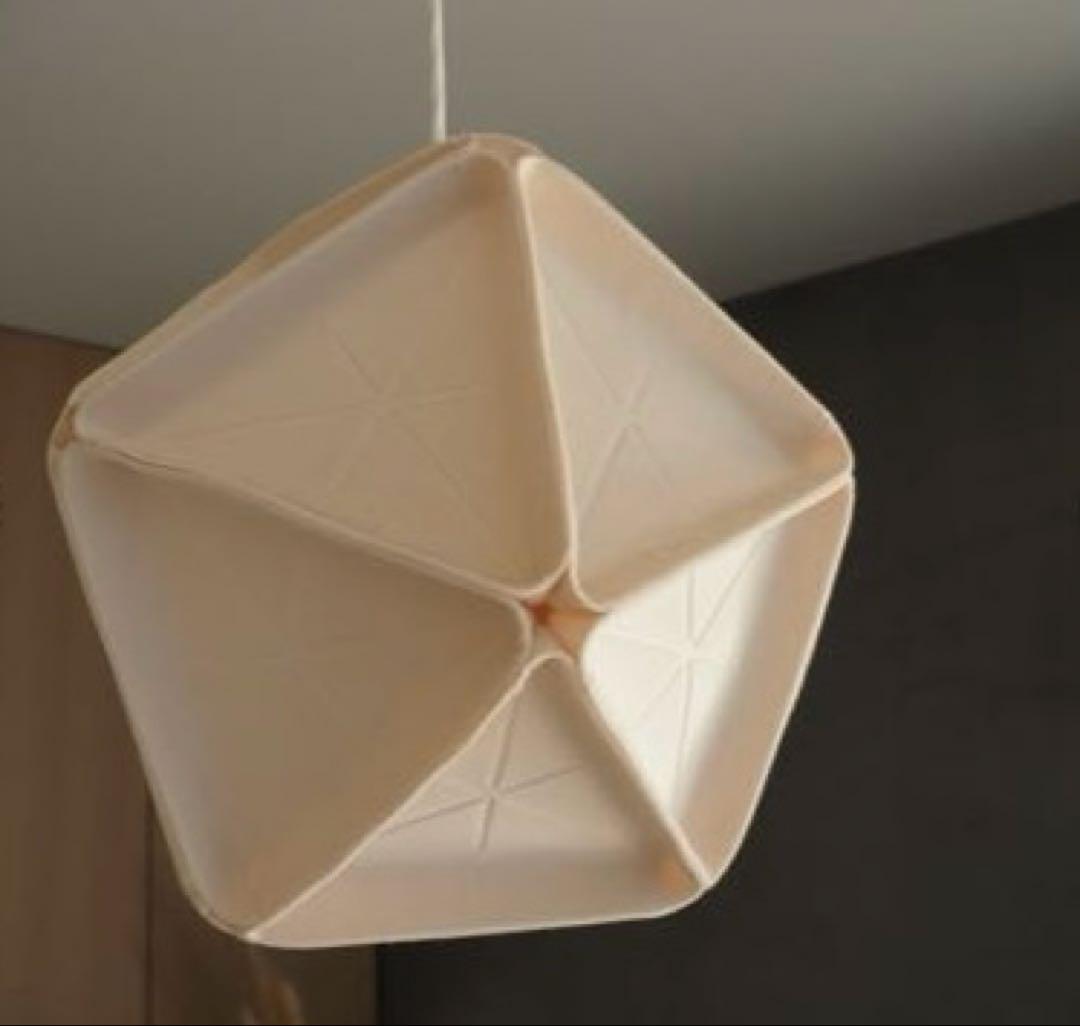 最終お値下げ‼️ICOSA Lamp ベージュ ペンダントランプ　北欧ライト ICOSA LAMP｜ペンダントランプ｜IDEE SHOP Online