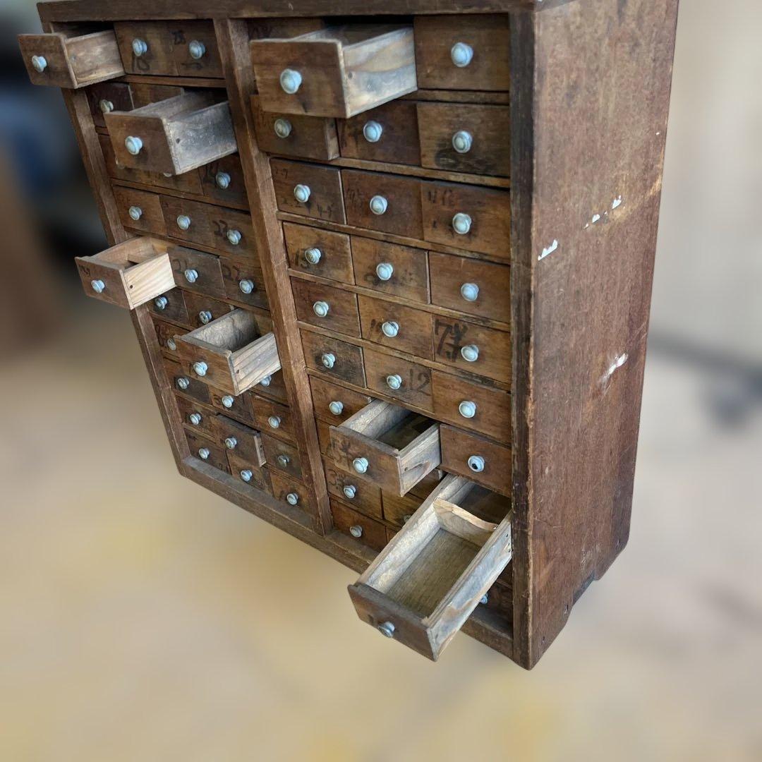 T1【送料込み】活版印刷所から出た木のタンス【古道具】【活版印刷】