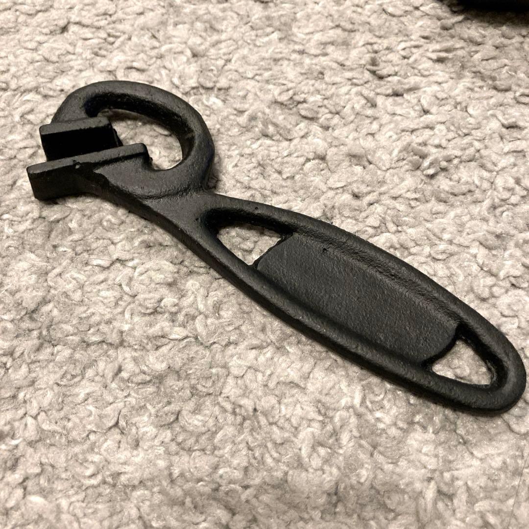 未使用　義経鍋 南部鉄器　4人用　バーベキュー　焼肉　鉄鍋　ジンギスカン　グリル