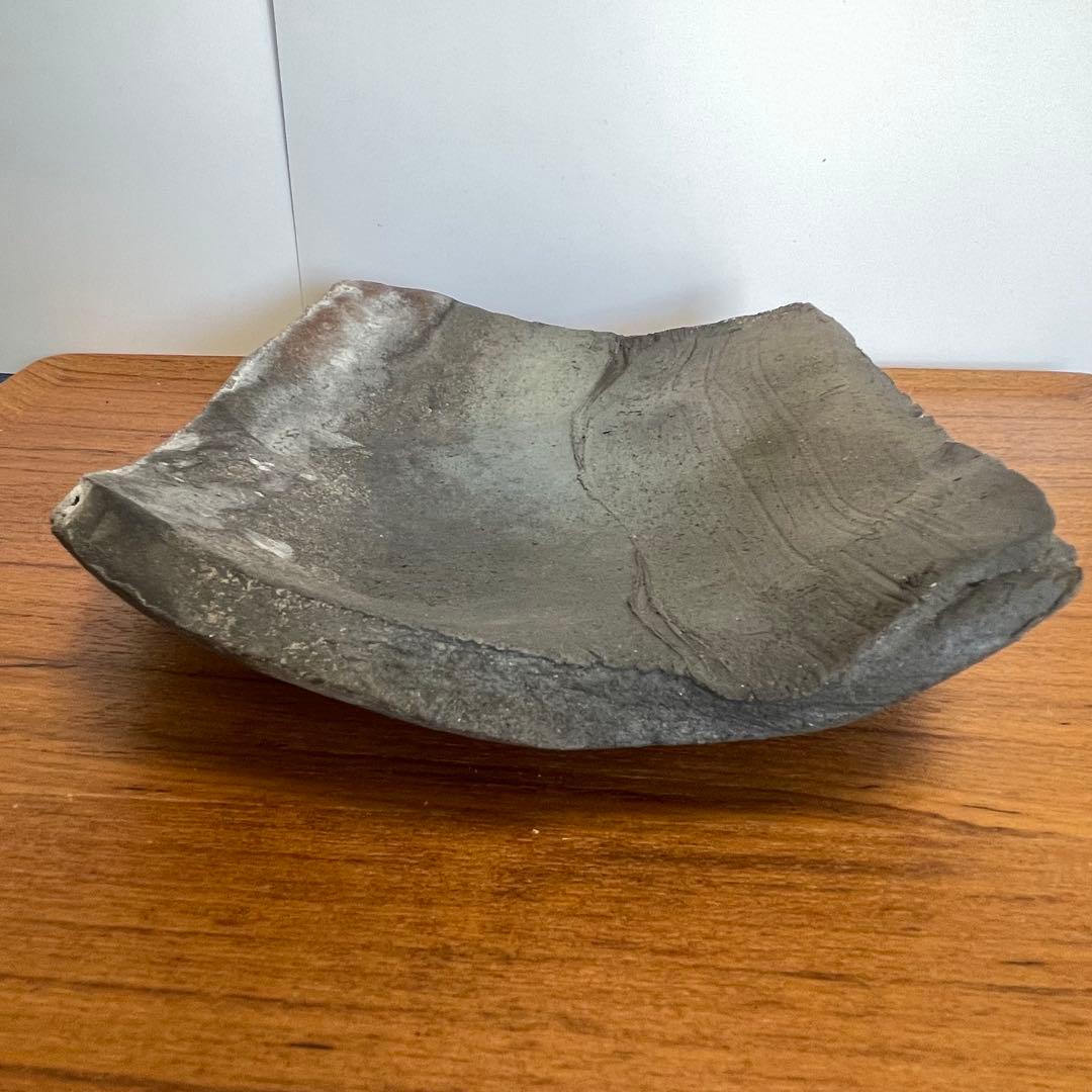 作家もの　真木孝成作　黒窯変角皿