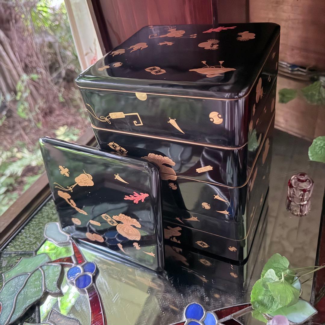 超限定1月2日20時迄‼️JAPAN『図替り宝尽くし』蒔絵梨地四段重台座付木箱入