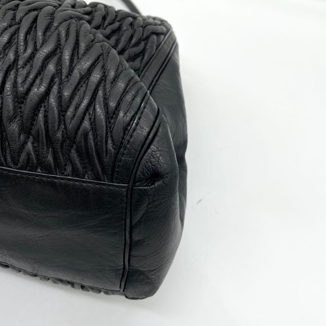 【極美品】コーチ　マディソン　ショルダーバッグ　キルティング　レザー　黒　A4可